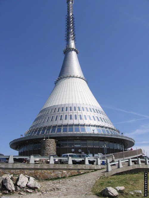 башня йештед фото