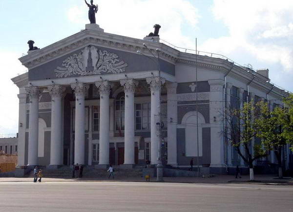 театр гомель фото