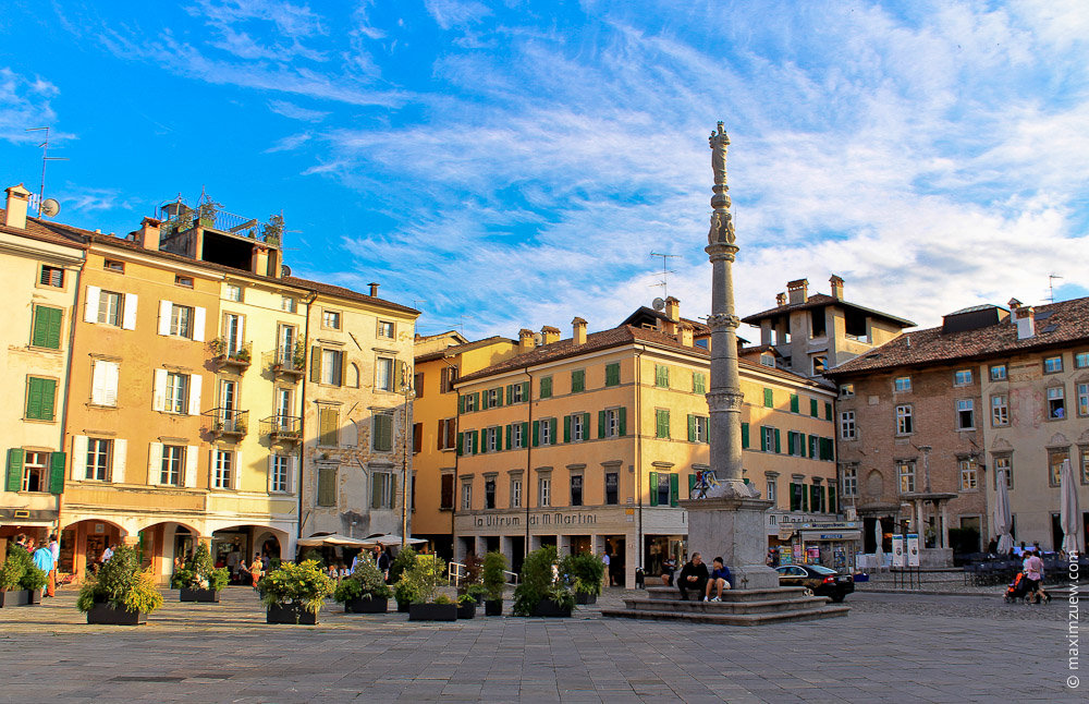 италия udine piazza giacomo matteotti фото