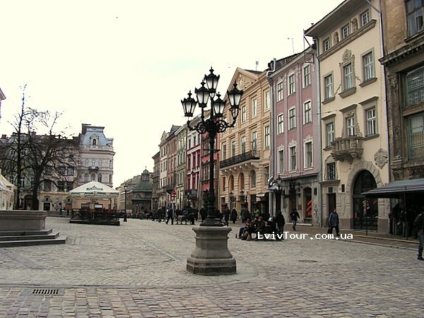 площадь рынок во львове фото