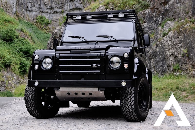 land rover defender фото