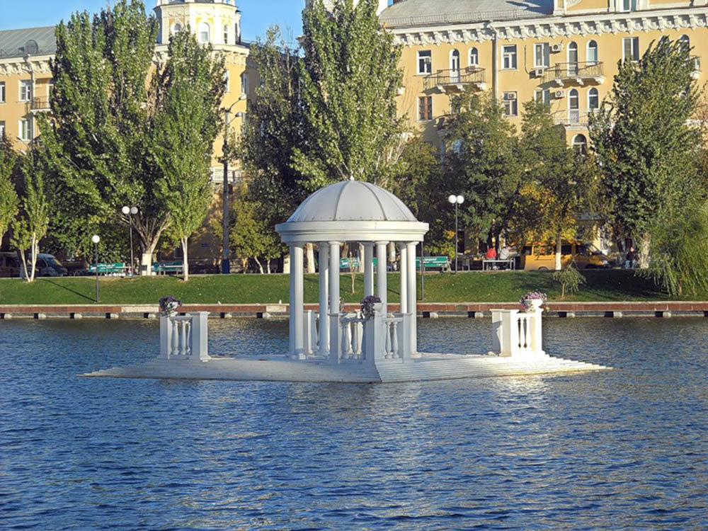 лебединое озеро астрахань фото