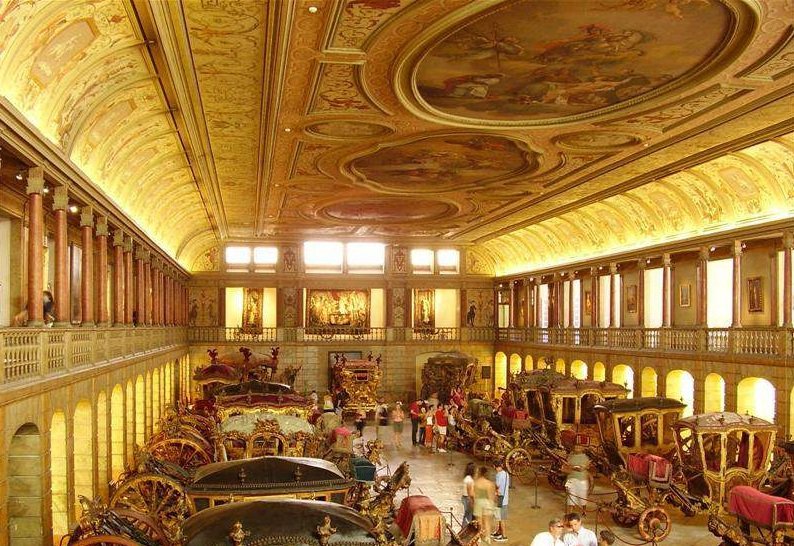музей карет (museu dos coches) в лиссабоне, 2013 фото