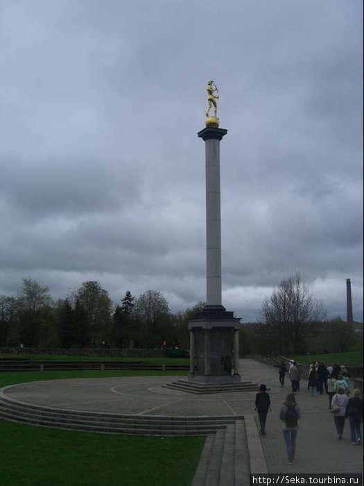 стела «город воинской славы» (курск) фото