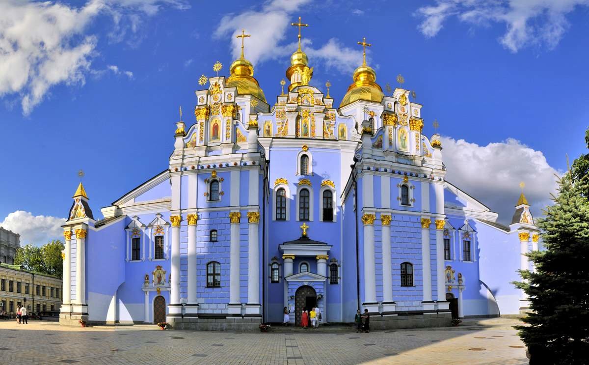 михайловский златоверхий монастырь фото