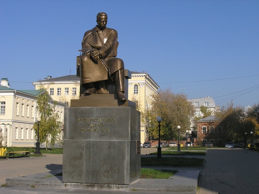 памятник попову фото