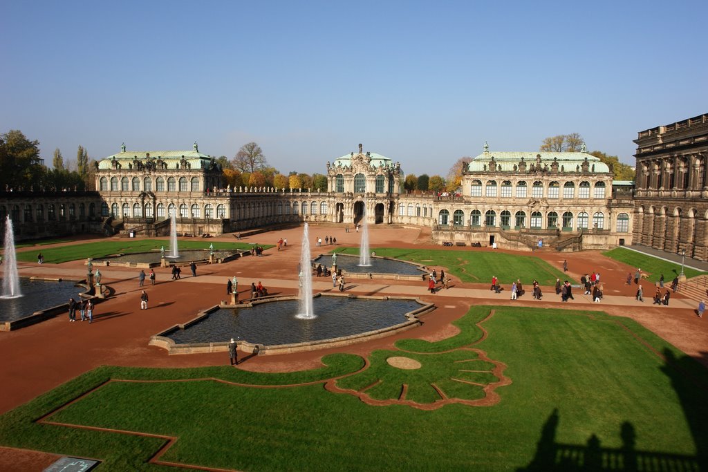 дворцово-парковый комплекс цвингер в дрездене фото