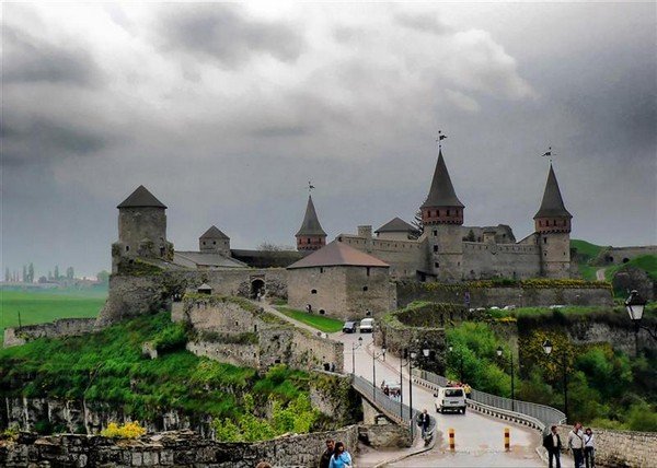 каменец-подольская крепость тенчинская башня фото