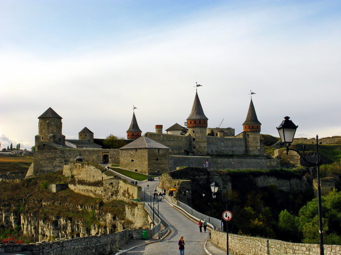 каменец-подольская крепость тенчинская башня фото