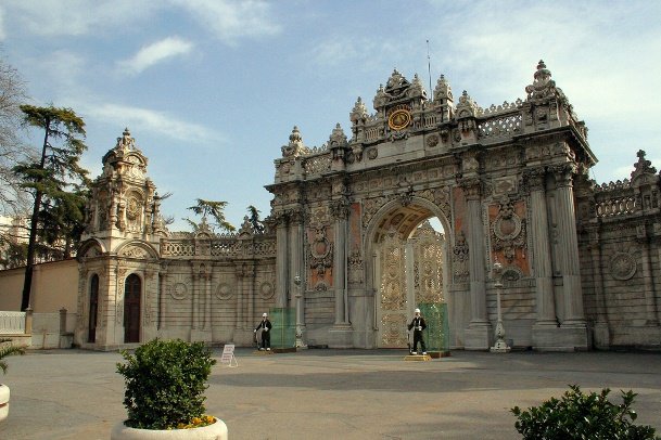 дворец долмабахче в стамбуле фото
