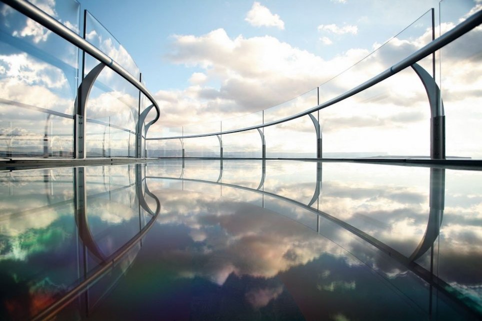 grand canyon and glass bridge фото