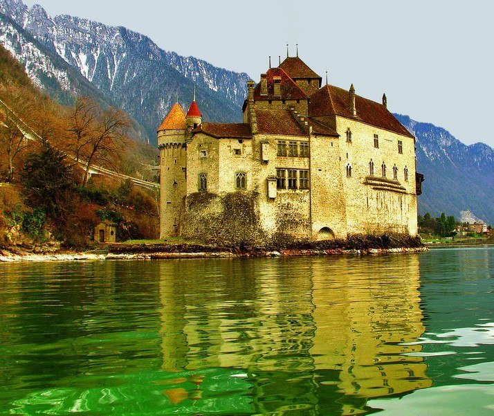 шильонский замок швейцария фото
