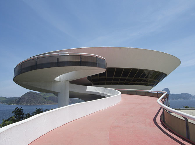 музей современного искусства в нитерое, бразилия фото