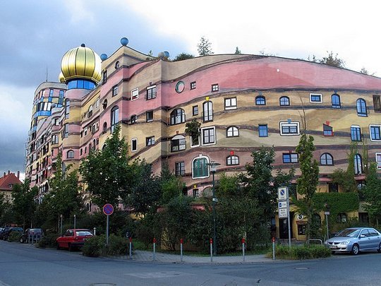 жилой комплекс «лесная спираль» (waldspirale), дармштадт (германия) фото