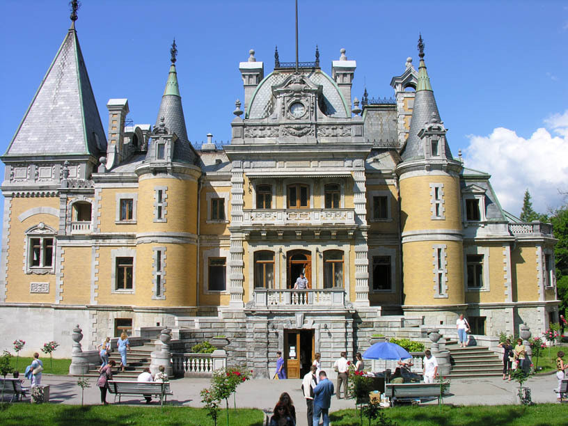 массандровский дворец ялта фото