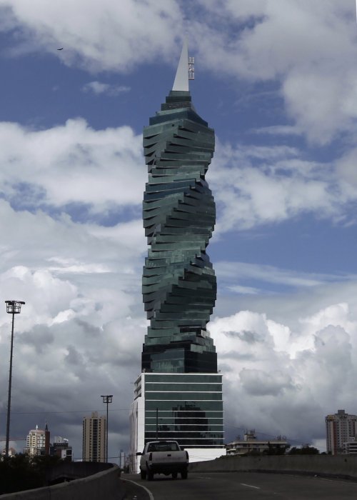 небоскрёб f&f tower (панама-сити, панама) фото