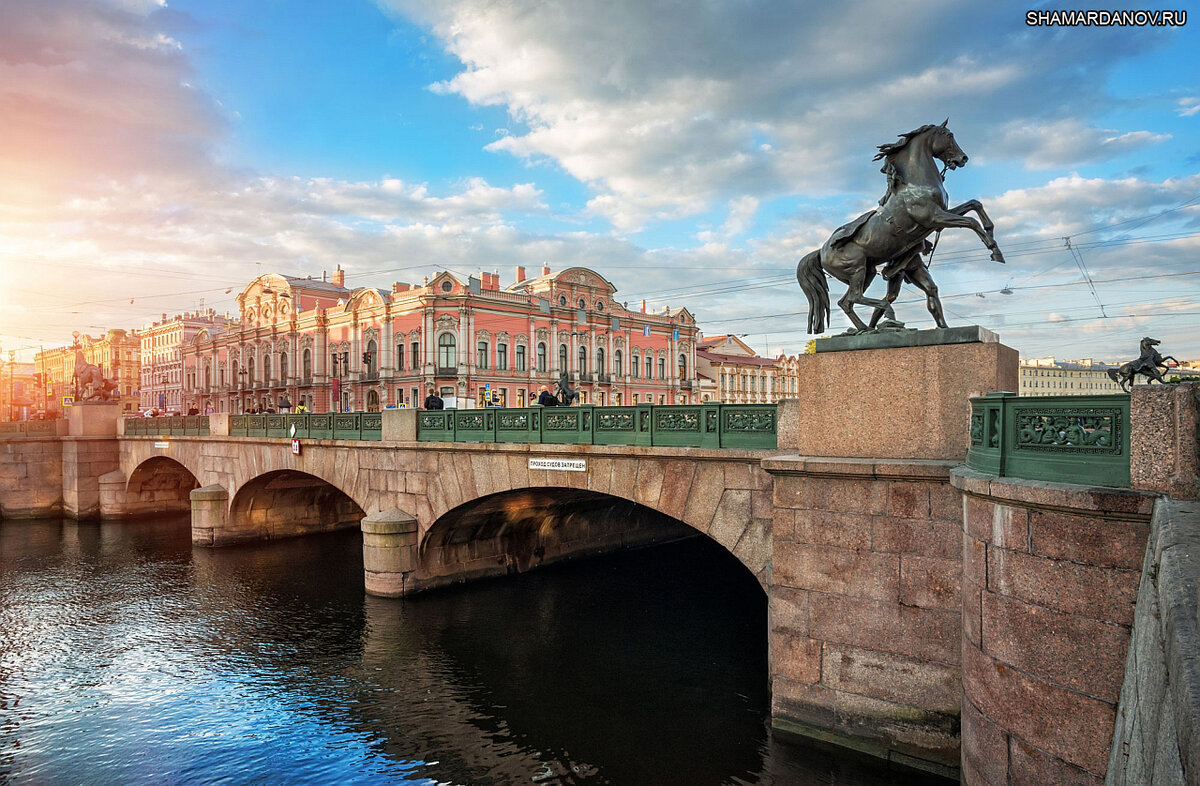 Аничков мост в питере