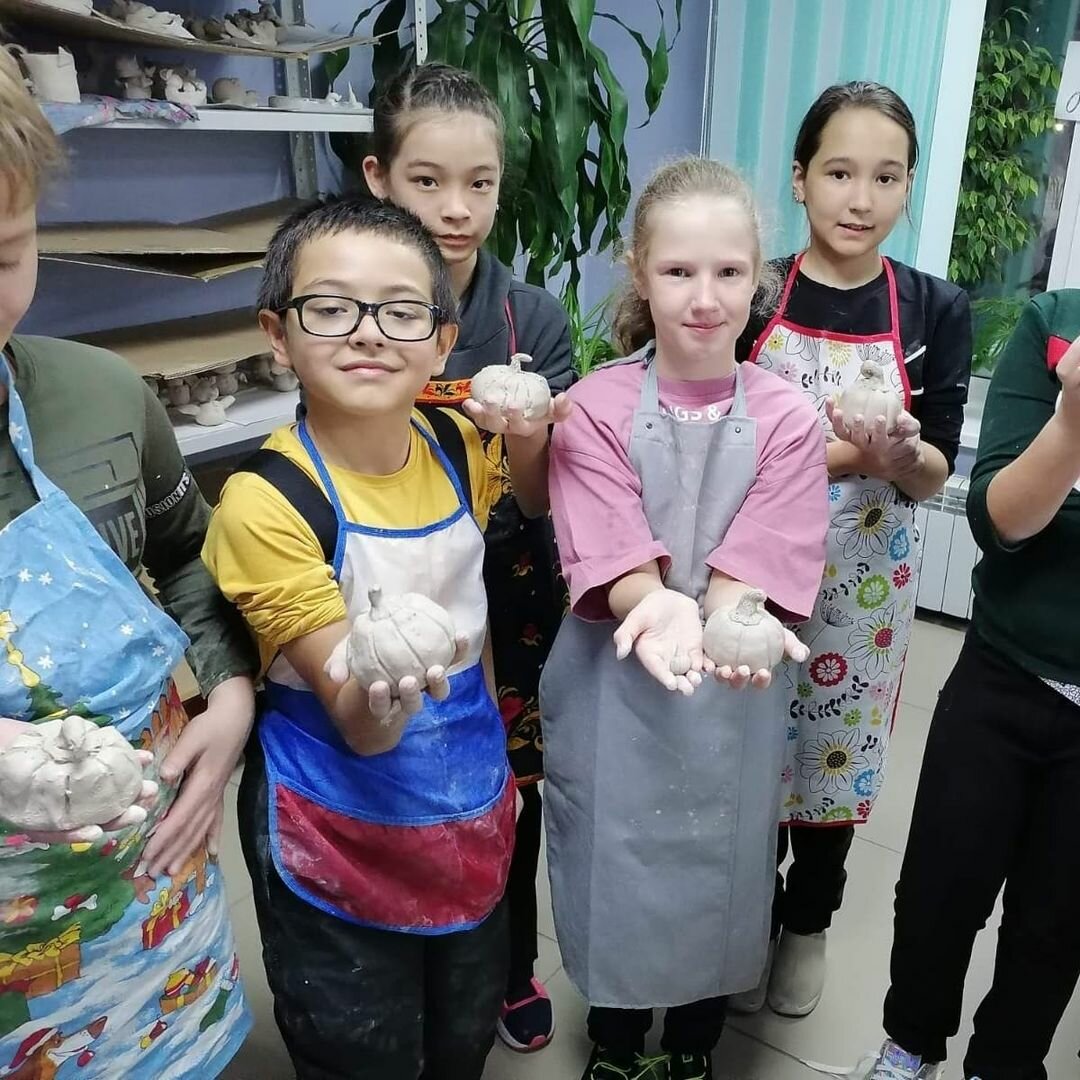 Photo by Дополнительное образование on December 09, 2021. May be an image of child, standing and indoor.