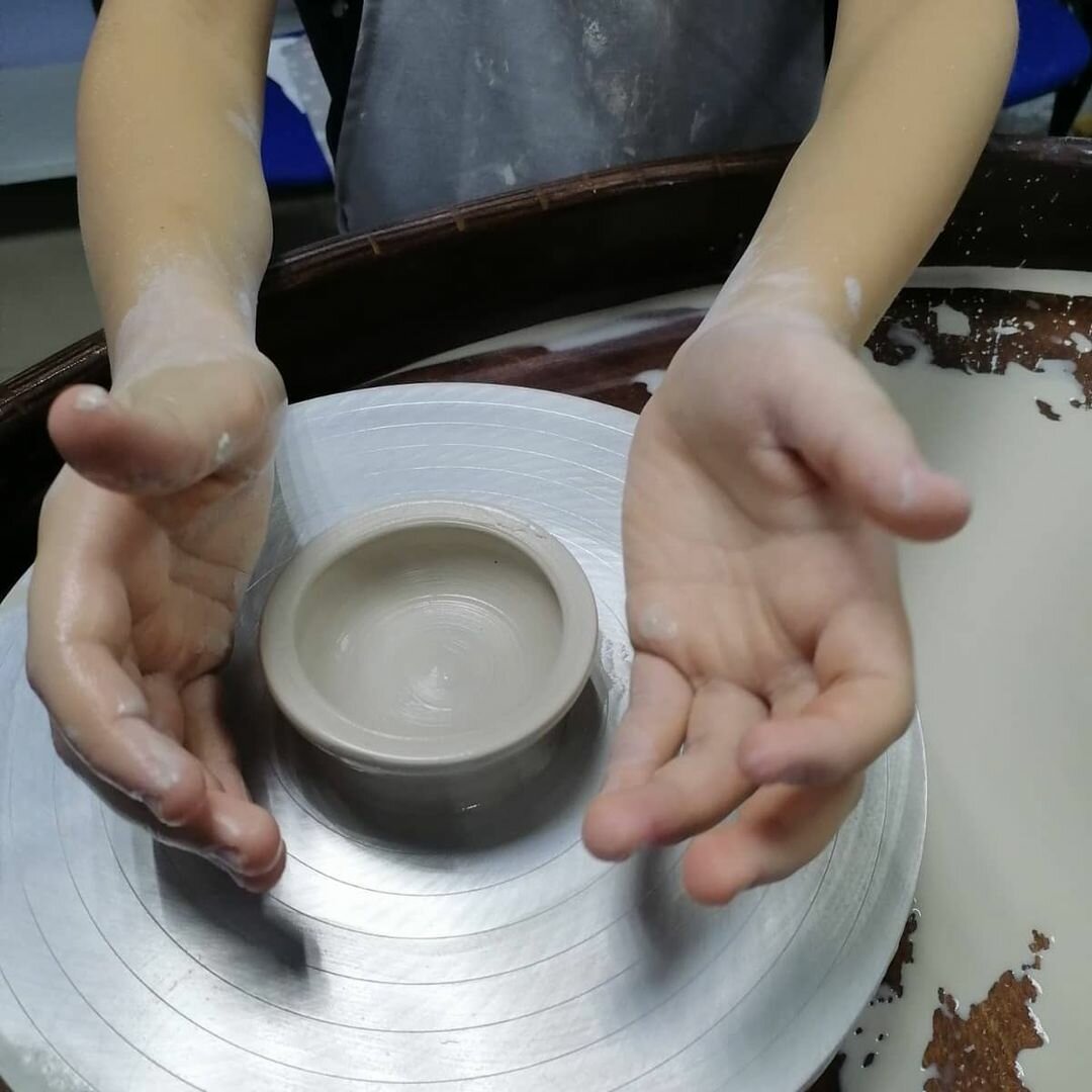 Photo by Дополнительное образование on December 14, 2021. May be an image of coffee cup and indoor.