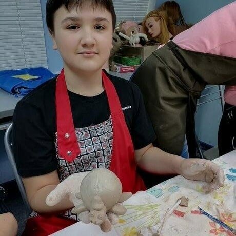 Photo by Дополнительное образование on December 15, 2021. May be an image of child, standing and indoor.