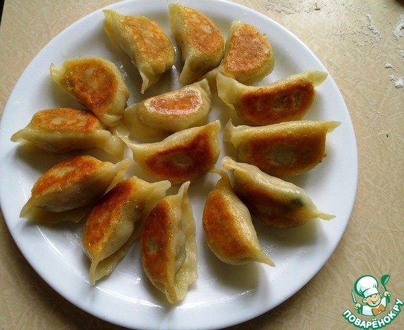 китайские жареные пельмени фото