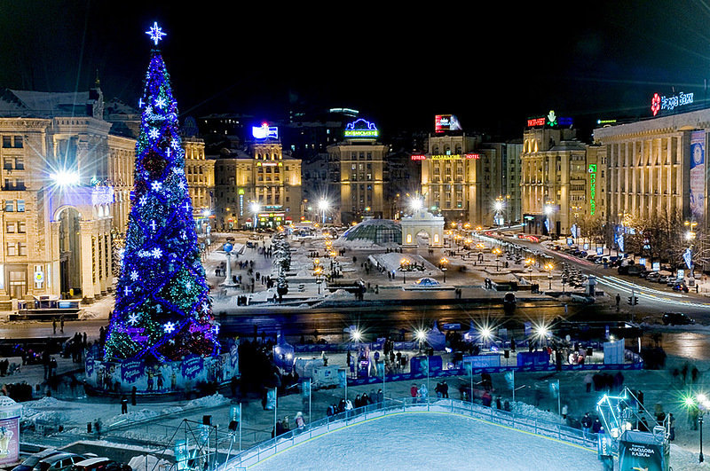 площадь в киеве фото