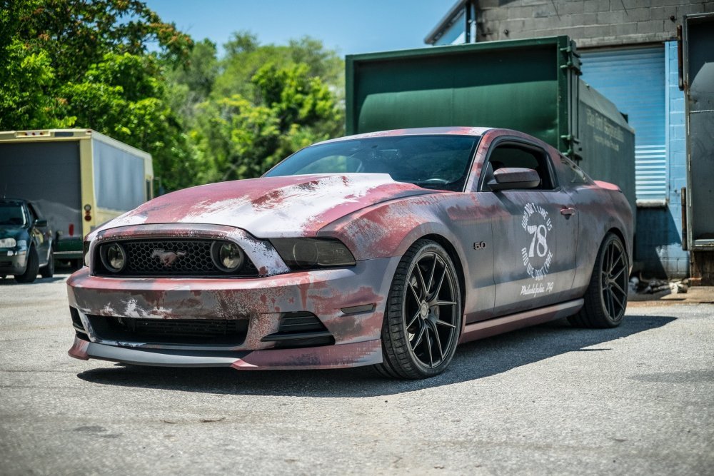 ford mustang фото