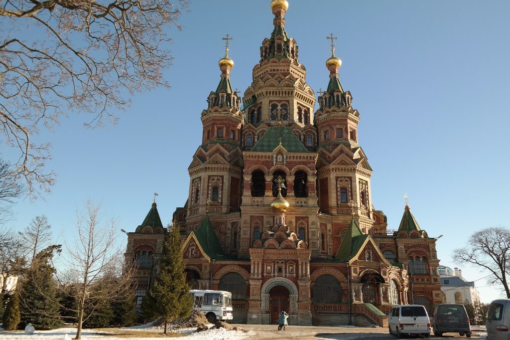 собор петра и павла петергоф фото