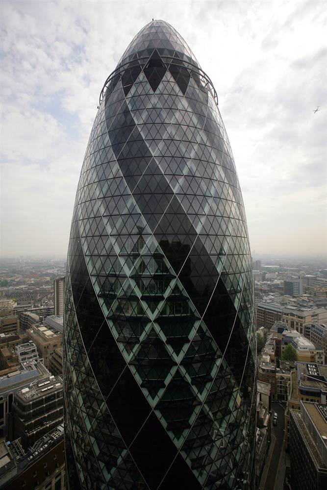 30 saint mary axe фото