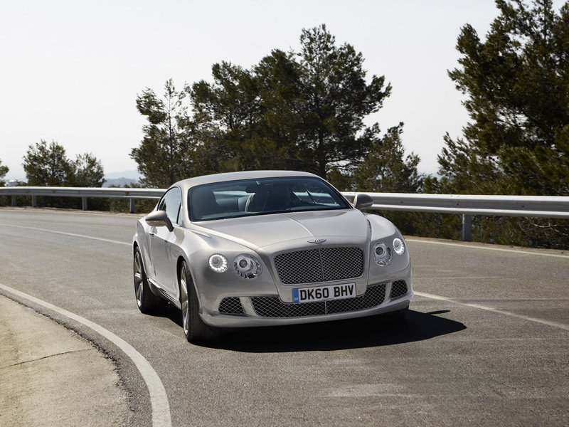 bentley купе цвета