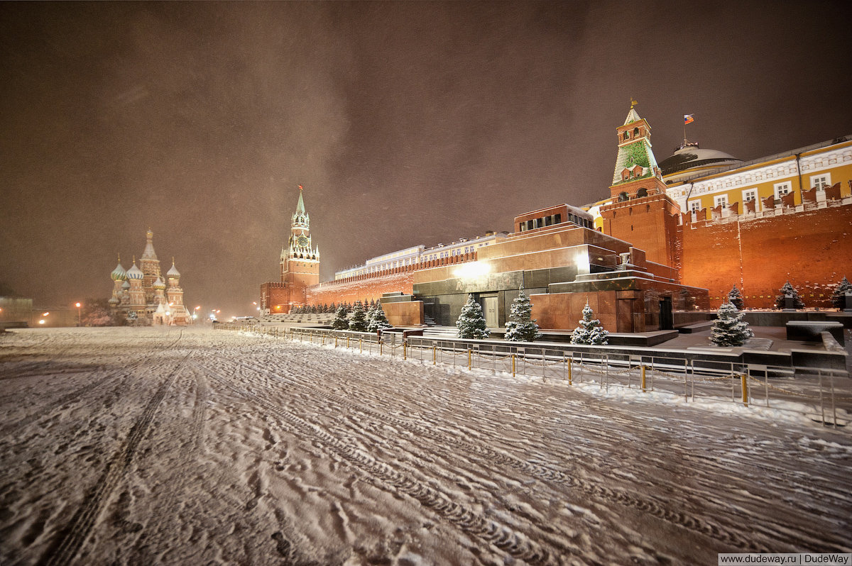 москва кремль красная площадь зима фото
