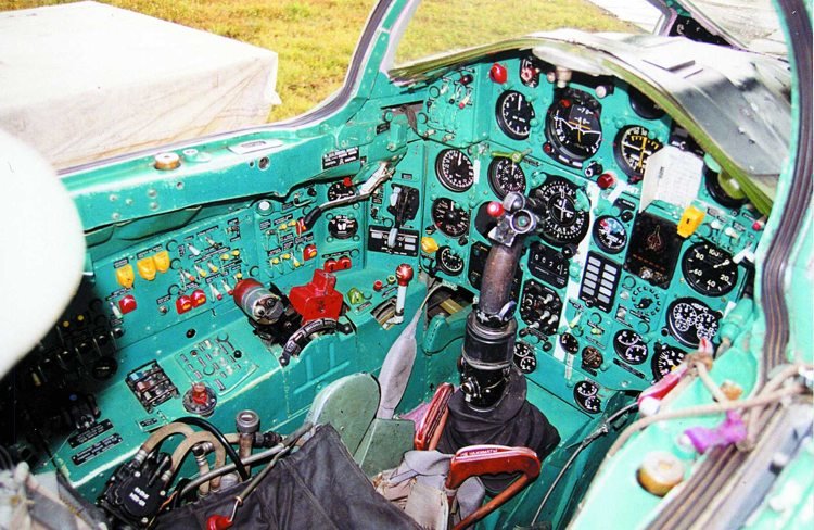 Морозный авто разведчик пое