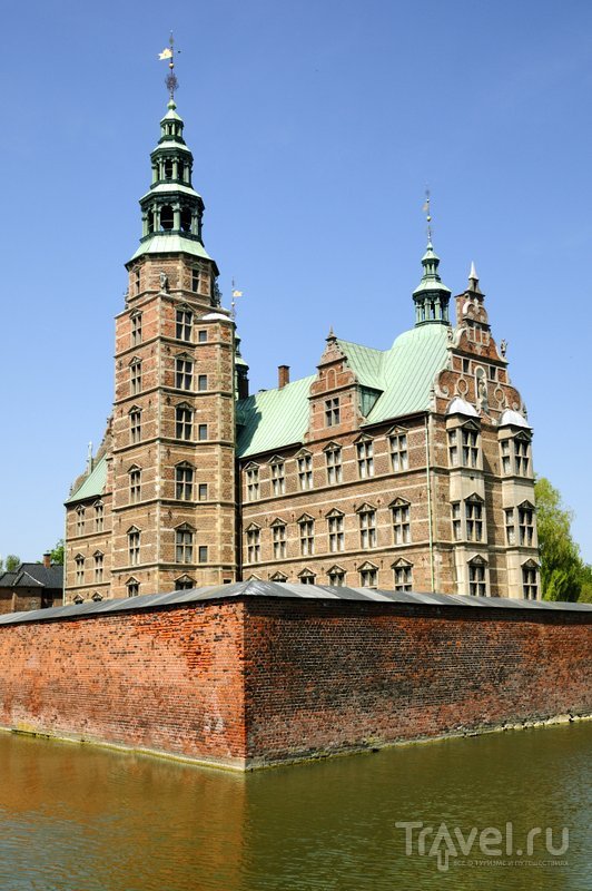 замок розенборг дания фото