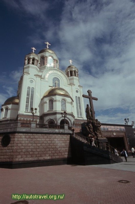 екатеринбург храм на крови фото