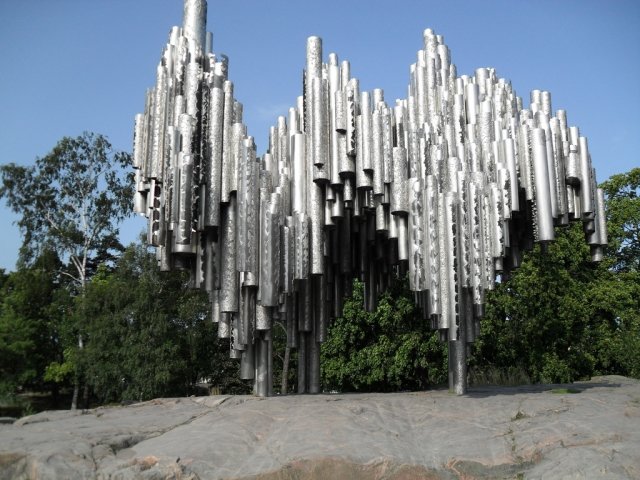памятник сибелиусу в хельсинки фото
