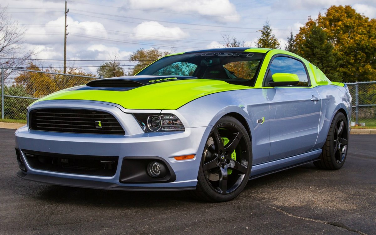 ford mustang фото