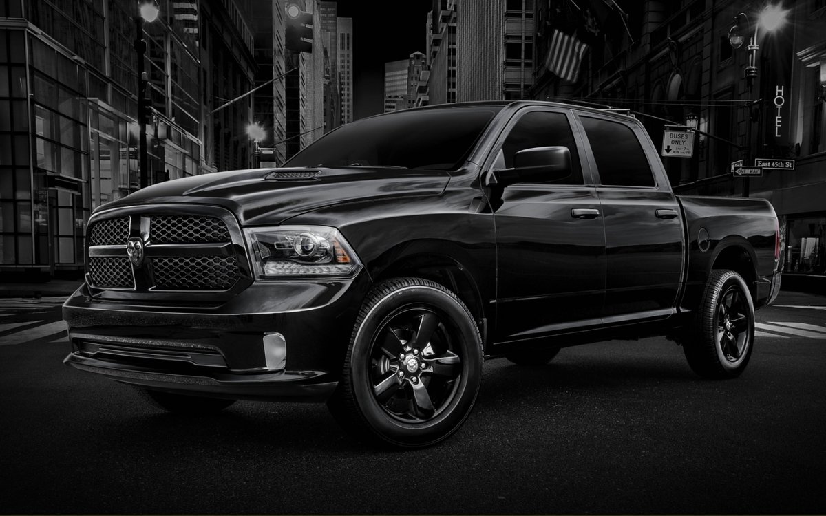dodge ram 1500 black фото