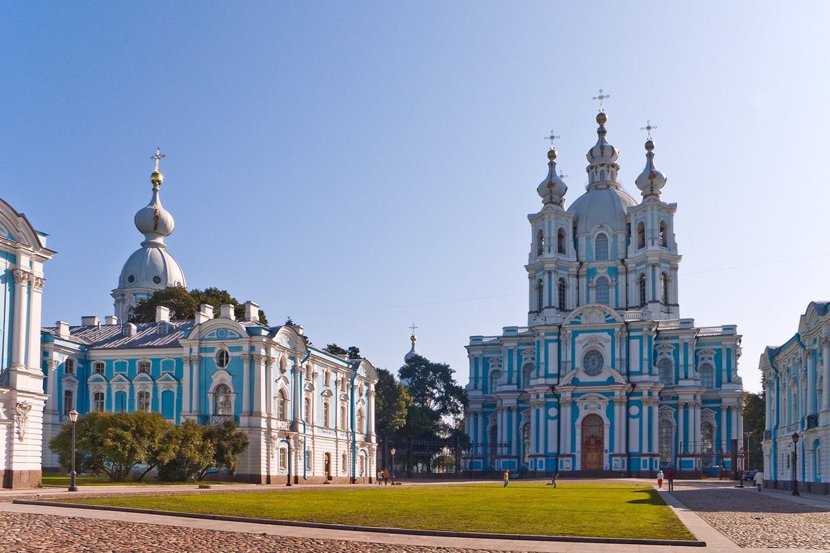 Смольный собор фото