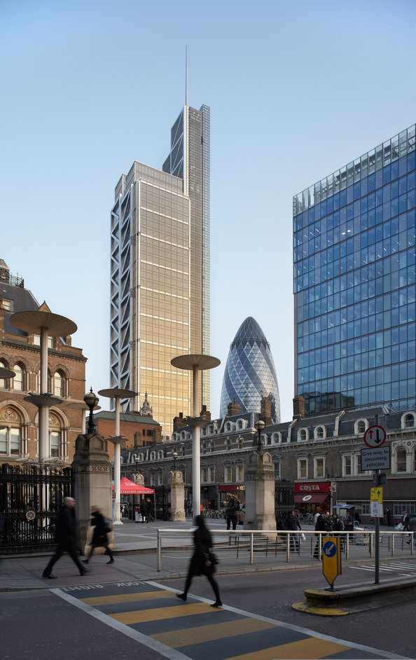 heron tower фото