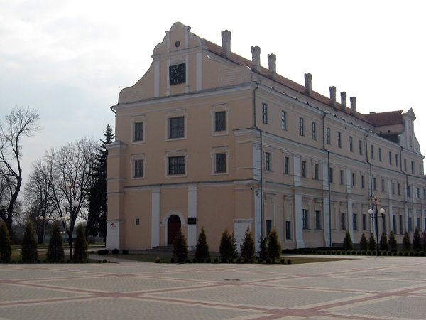 иезуитский коллегиум пинск фото