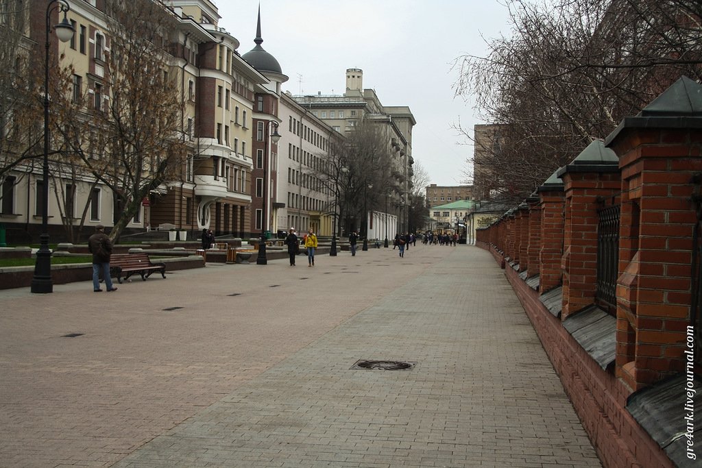 лаврушинский переулок москва фото