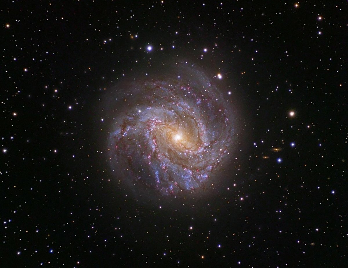 m 83 (галактика) фото
