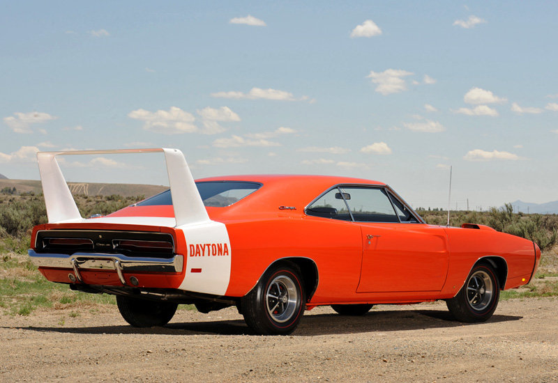 dodge charger daytona фото