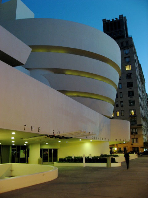 solomon r. guggenheim museum фото