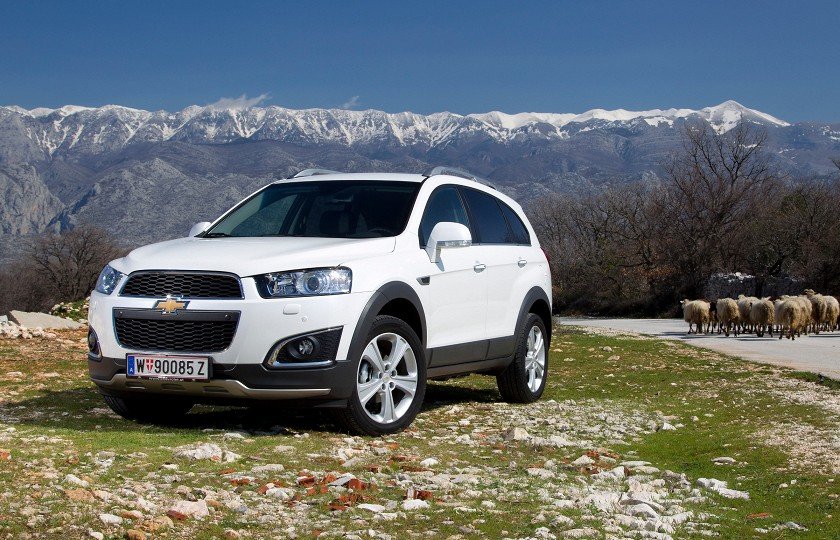 Chevrolet Captiva — технические характеристики: двигатель, мощность, расход топлива, КПП и другие характеристики всех модификаций.