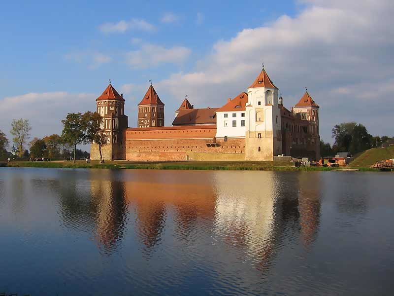 Мирский замок фото