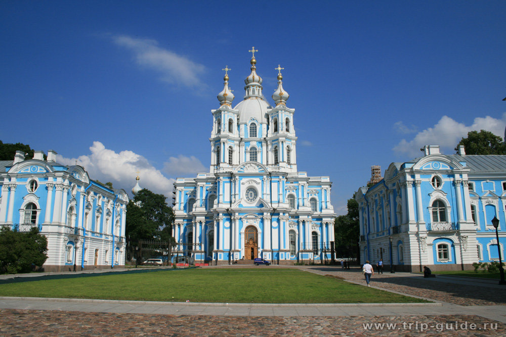 смольный собор в санкт петербурге фото