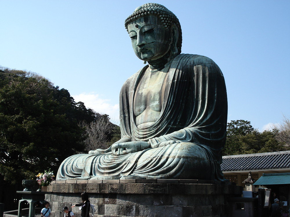 статуя будды камакура фото