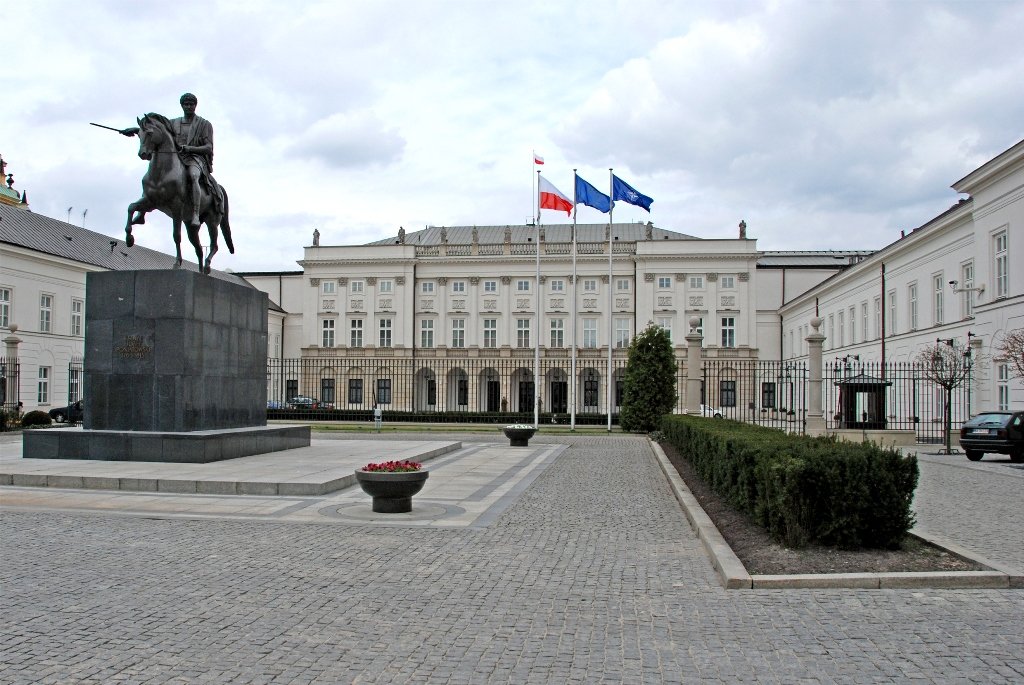 президентский дворец в варшаве фото