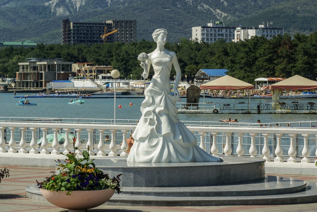 набережная геленджика фото